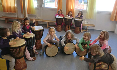 children drumming